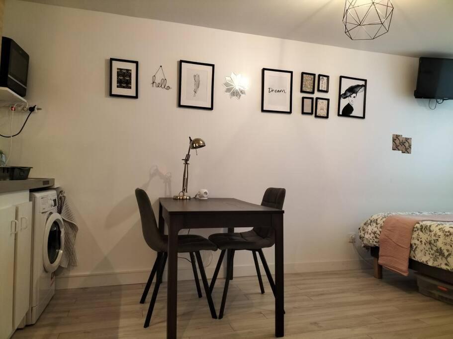 Apartament Orleans Hypercentre Articles Fitness Et Bebe Zewnętrze zdjęcie